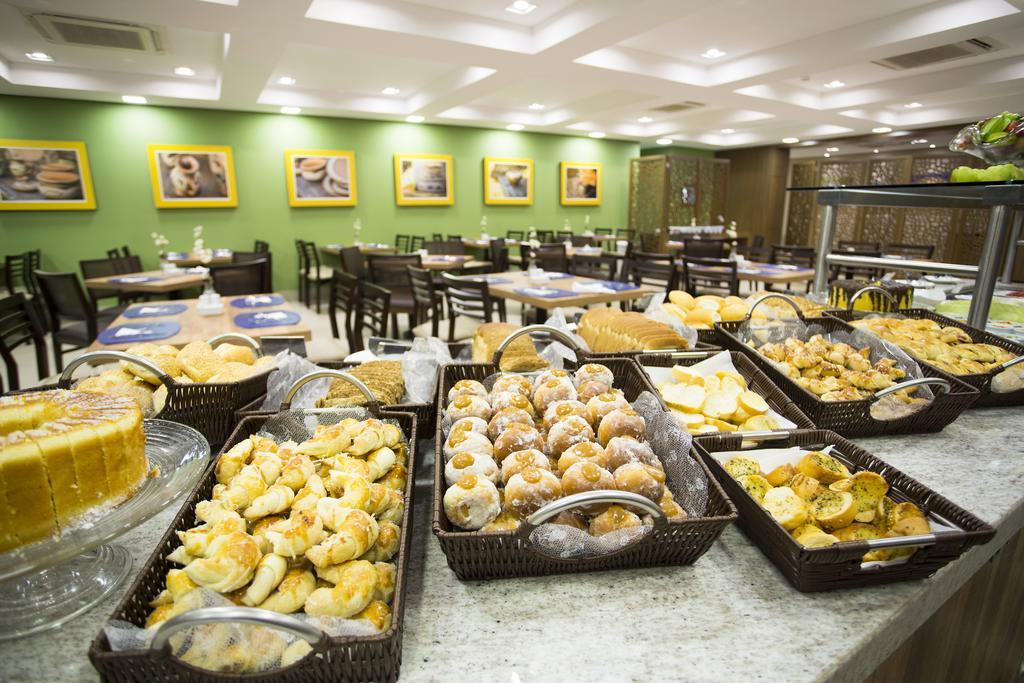 פוז דו איגואסו Interludium Iguassu Convention Hotel מראה חיצוני תמונה