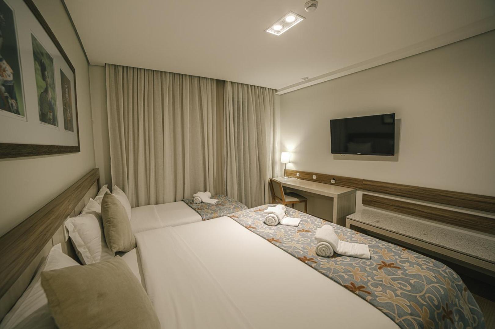 פוז דו איגואסו Interludium Iguassu Convention Hotel מראה חיצוני תמונה