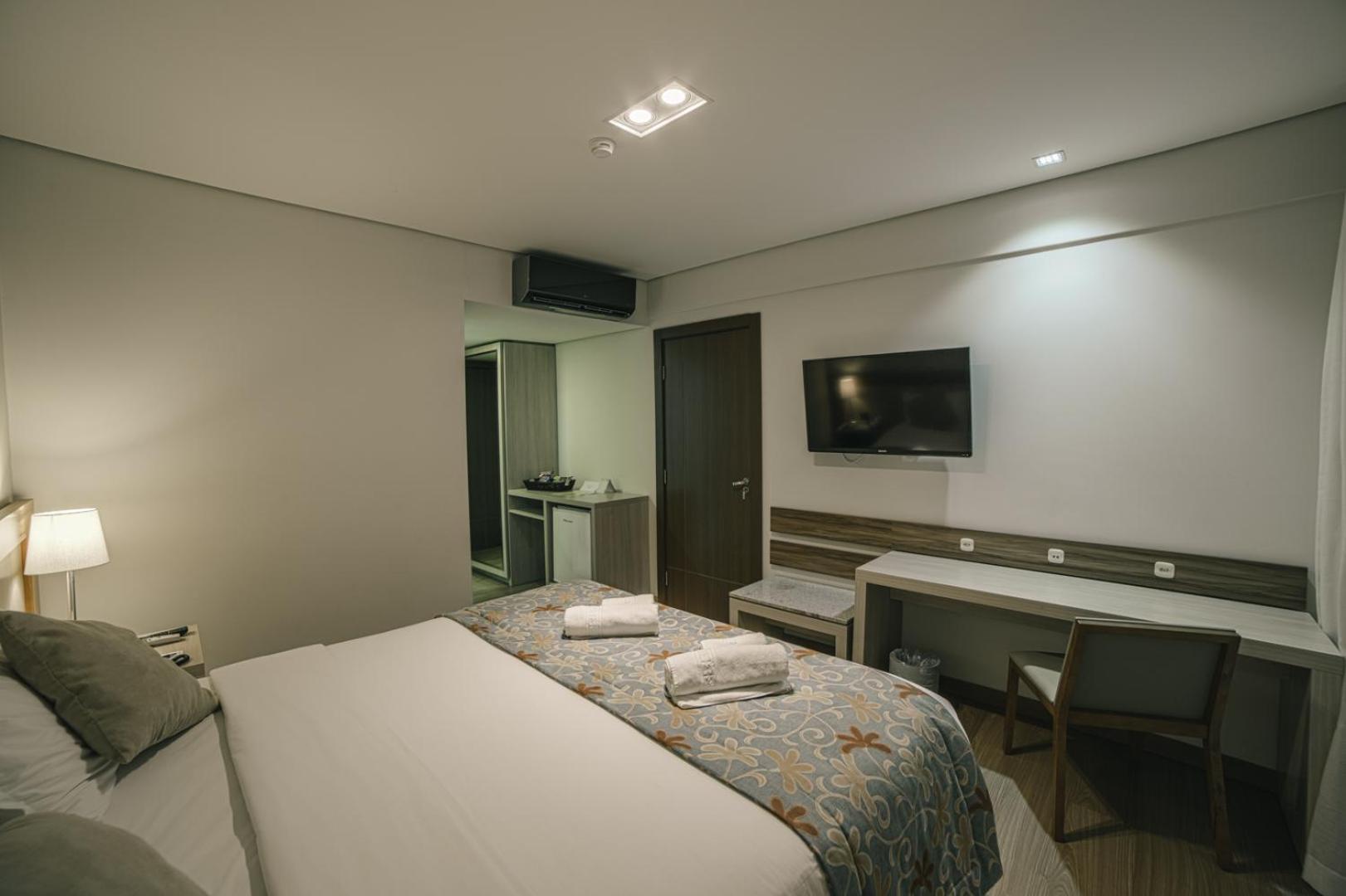פוז דו איגואסו Interludium Iguassu Convention Hotel מראה חיצוני תמונה