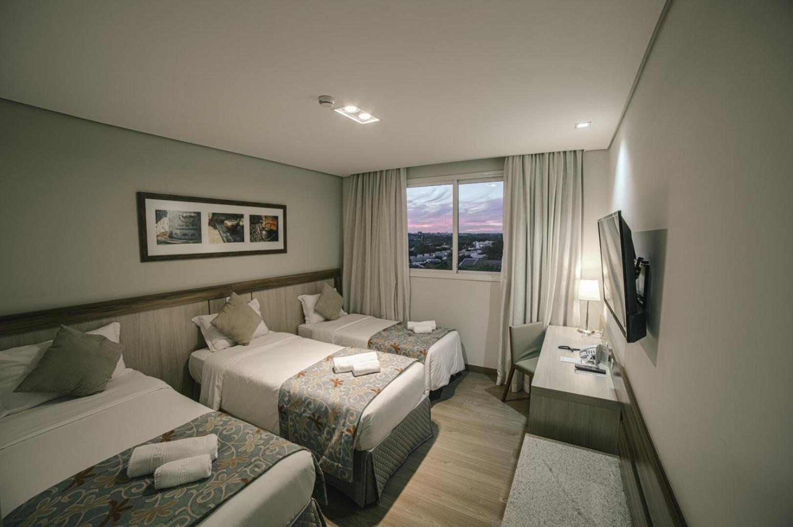 פוז דו איגואסו Interludium Iguassu Convention Hotel מראה חיצוני תמונה